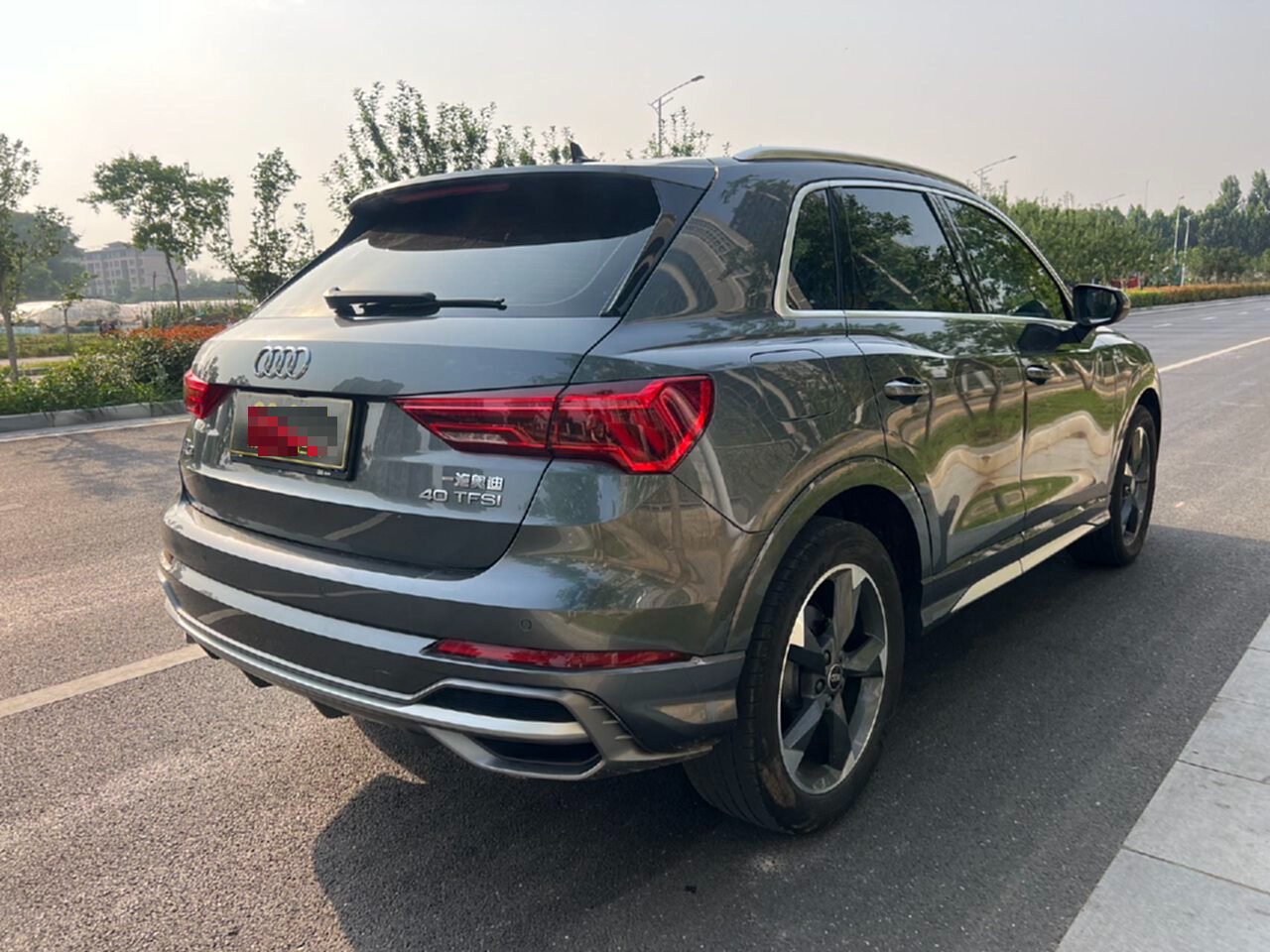 Audi Q3 2022 car image #9
