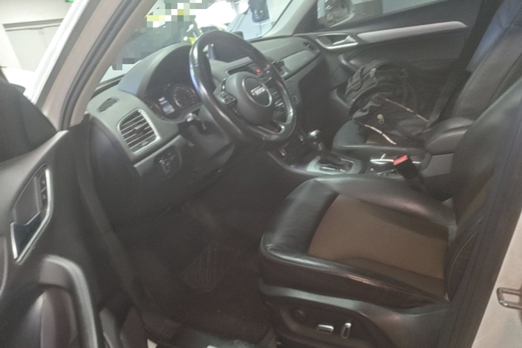Audi Q3 2016 #17 Audi Q3 2016 car image #17