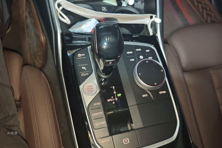 BMW 3 Series 2020 car image #16