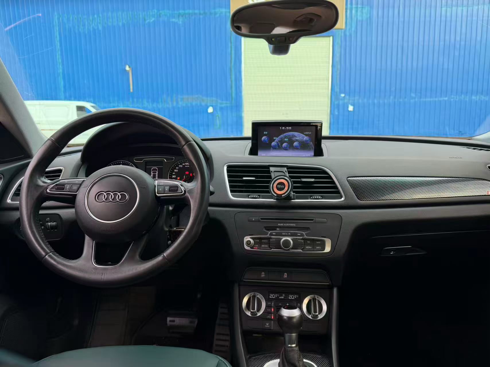 Audi Q3 2015 #8 Audi Q3 2015 car image #8