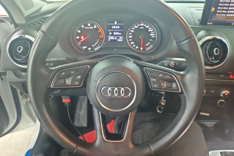 Audi A3 2018 #11 Audi A3 2018 صورة سيارة #11
