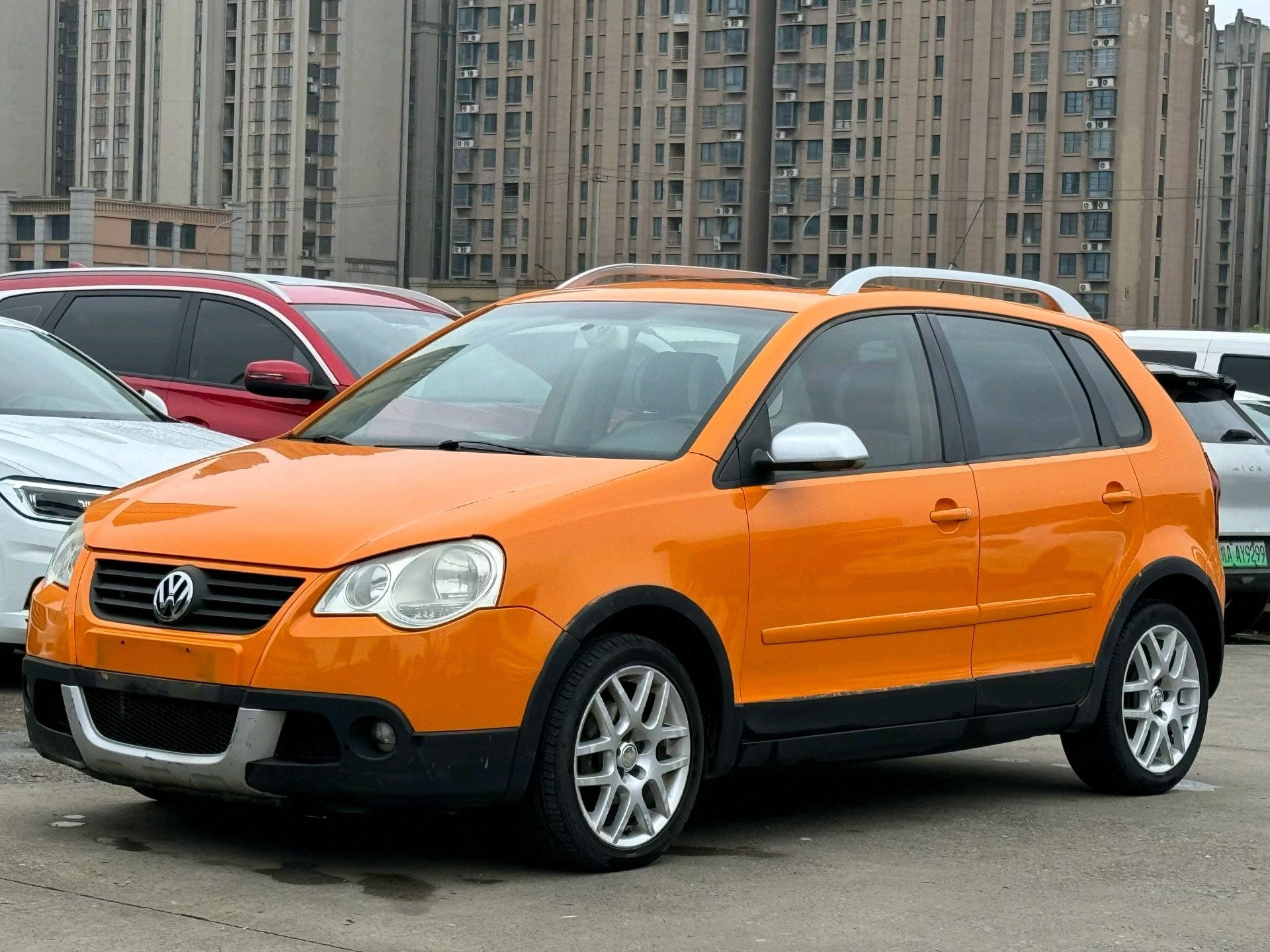 2010 2010 car image