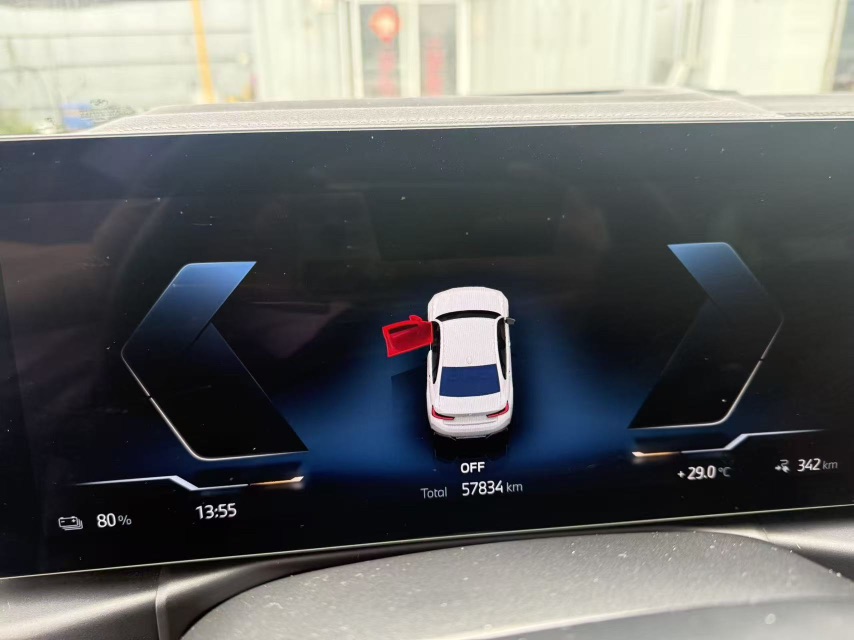BMW i3 2023 car image #3