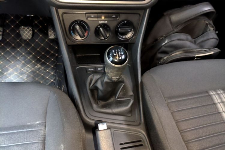 Volkswagen Lavida 2020 car image #14