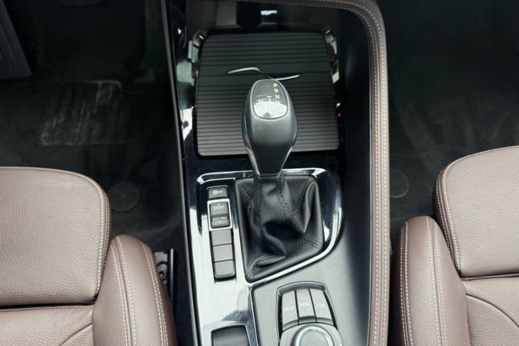 BMW X1 2018 #27 BMW X1 2018 car image #27