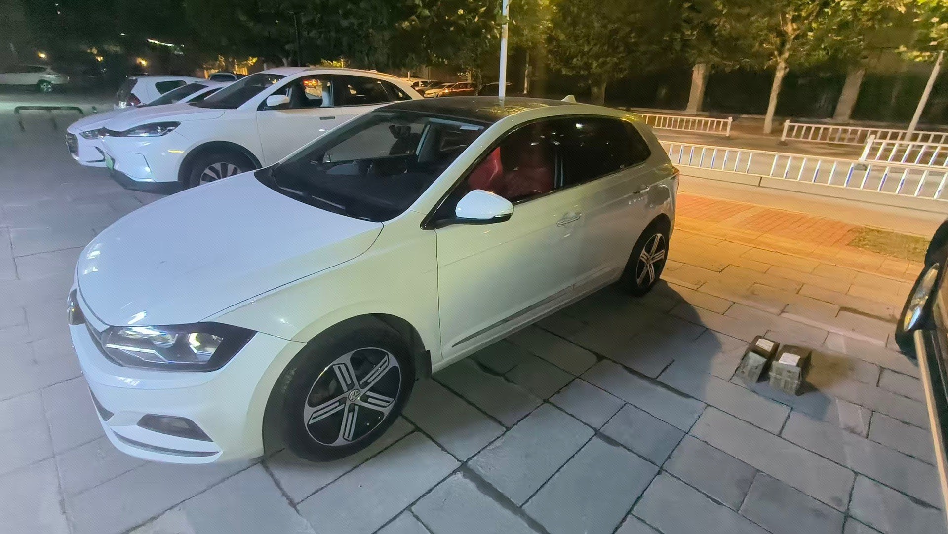 Volkswagen Polo 2019 Volkswagen Polo 2019 صورة سيارة