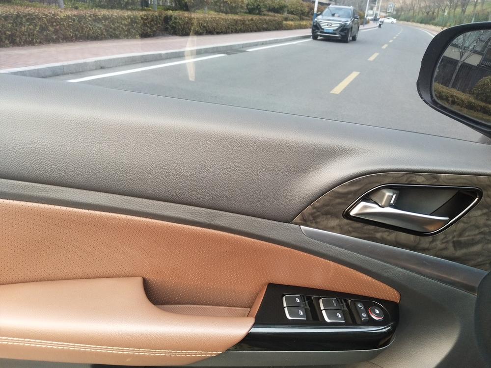 BYD S7 2016 car image #19