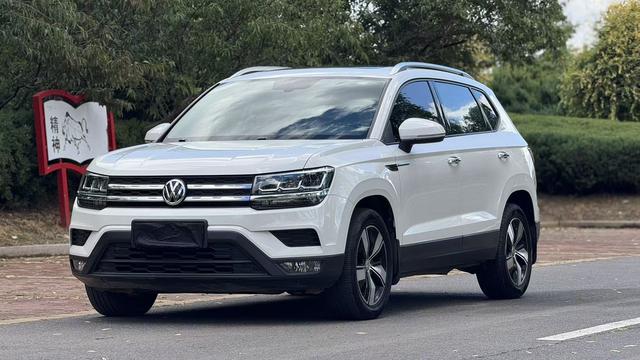 Volkswagen Tharu 2019 car image #10