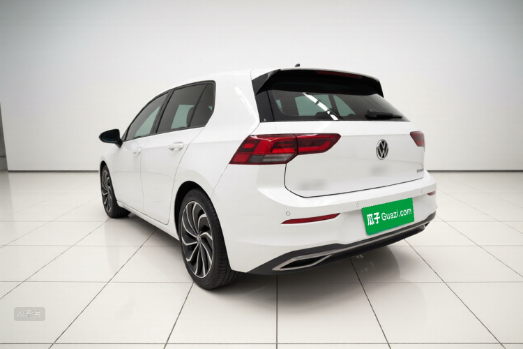 Volkswagen Golf 2022 imagen de coche #5