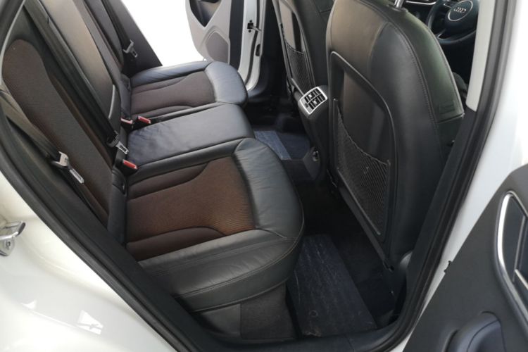 Audi Q3 2019 #17 Audi Q3 2019 car image #17