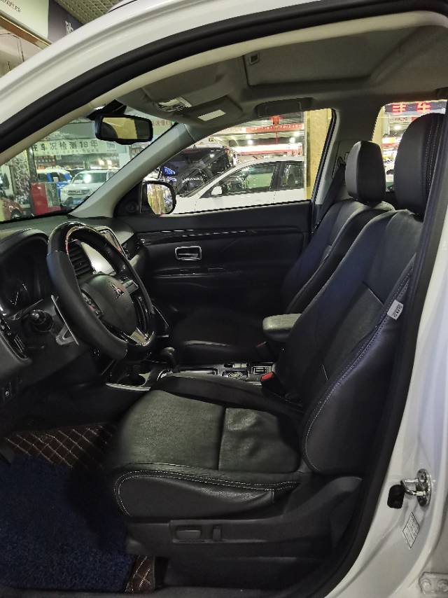 Volkswagen Golf 2015 immagine di auto #4