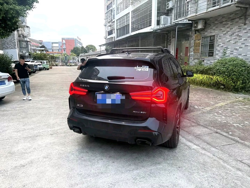 BMW X3 2024 car image #8