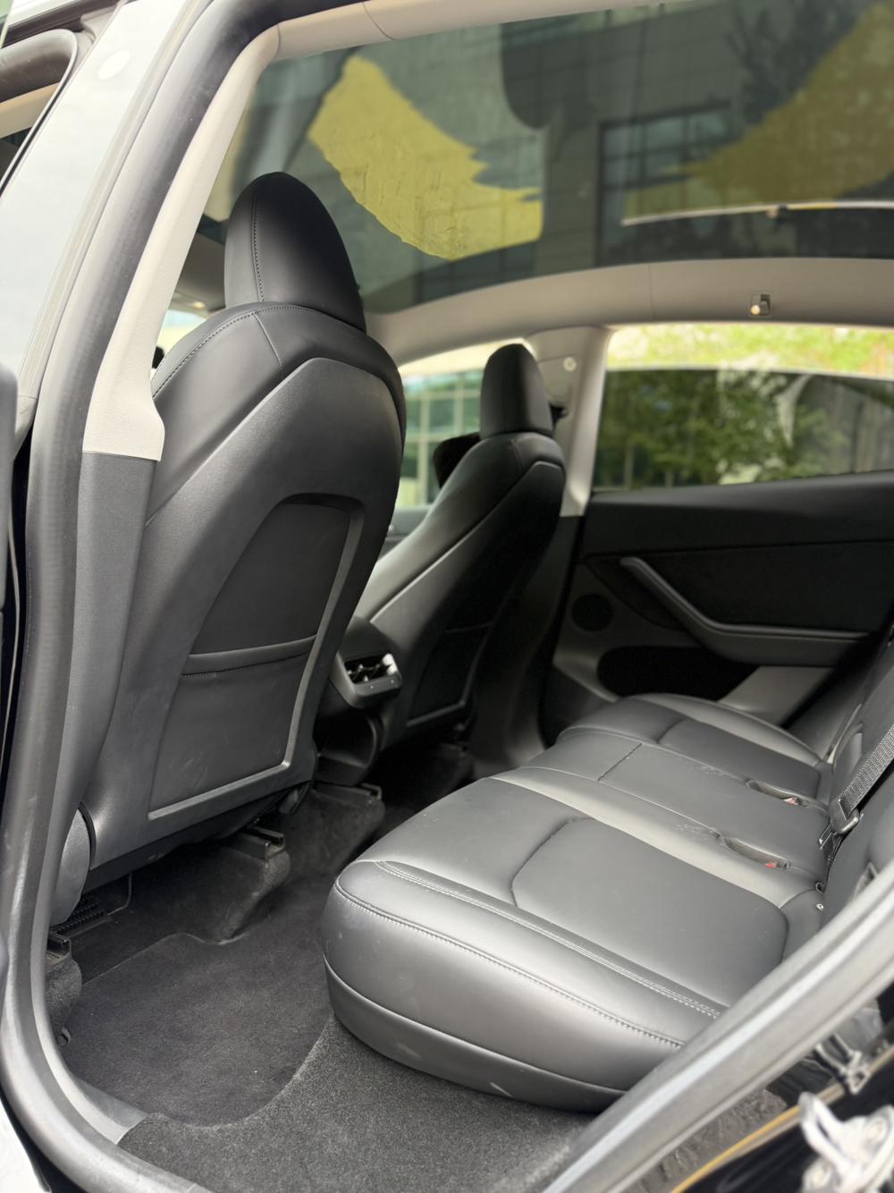 Tesla Model Y 2022 #13 Tesla Model Y 2022 car image #13