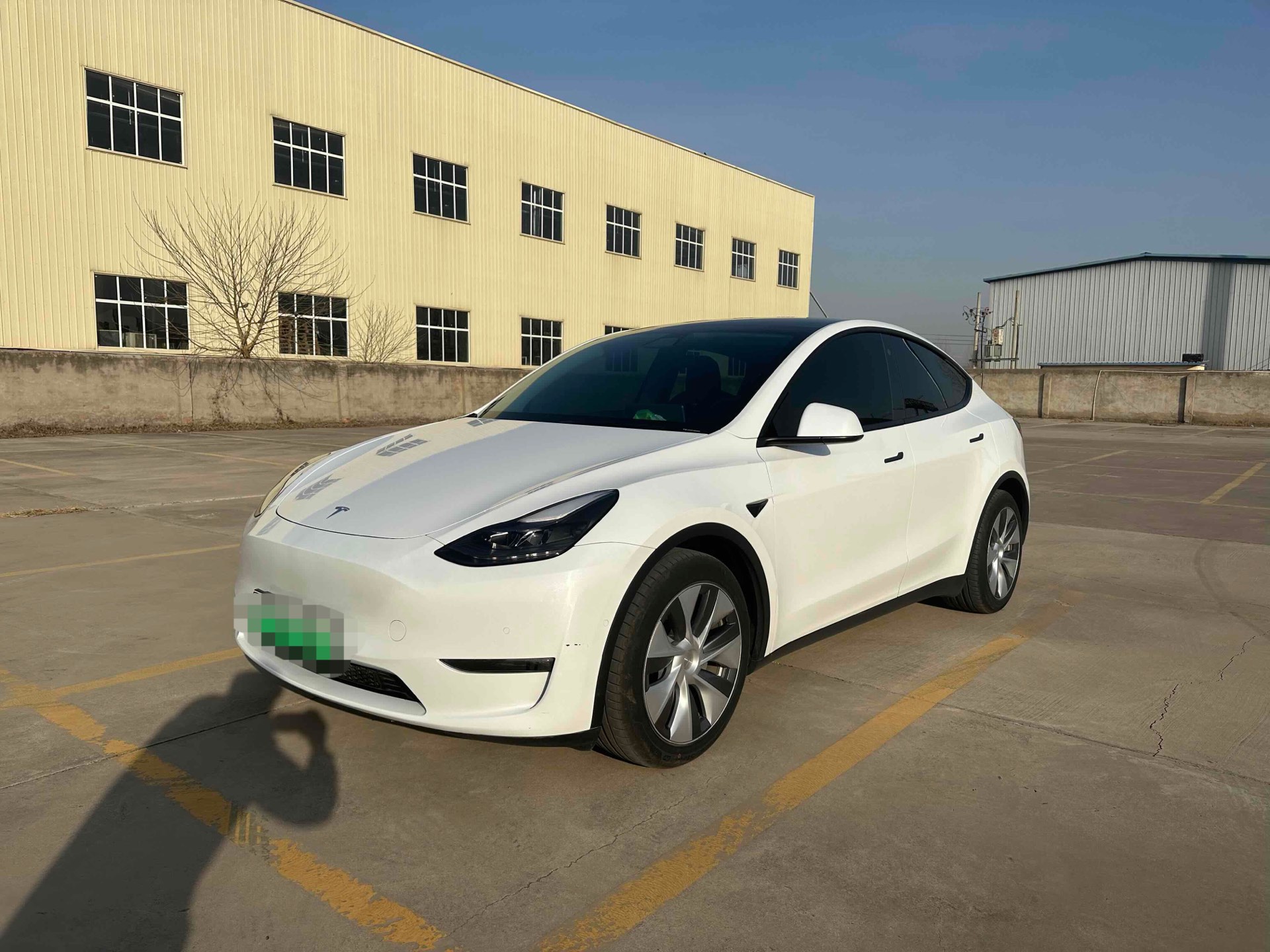 Tesla Model Y 2022 car image 