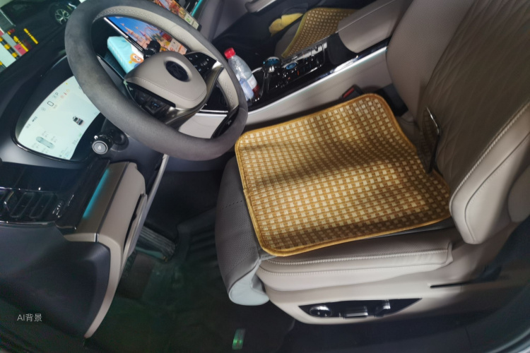 BYD Han 2024 car image #17