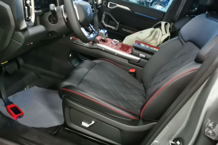 Jetour Traveller 2026 car image #15
