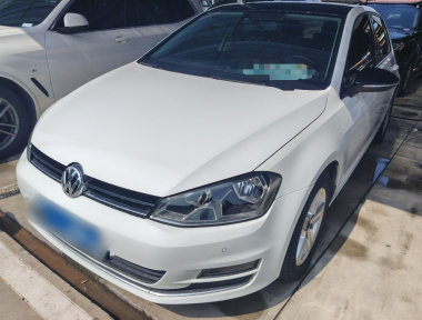 Volkswagen Golf 2017 car image 