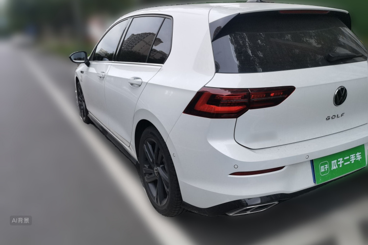 Volkswagen Golf 2022 car image #5