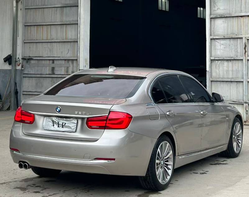 BMW 3 Series 2016 car image #2