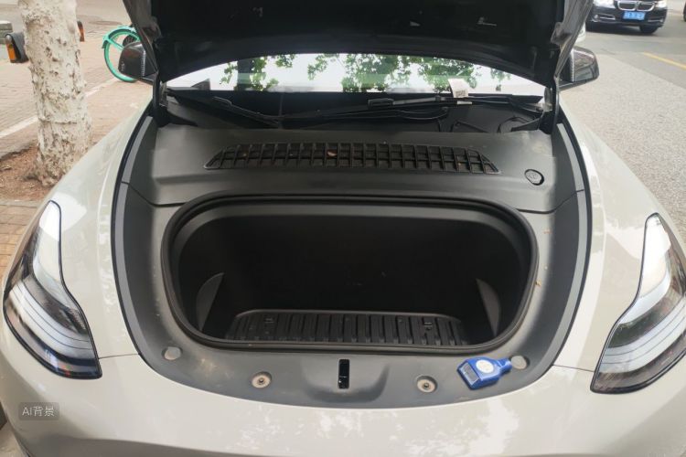 Tesla Model Y 2024 #22 Tesla Model Y 2024 car image #22