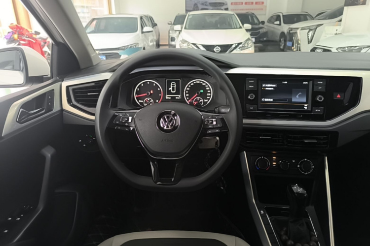 Volkswagen Polo 2020 #11 Volkswagen Polo 2020 car image #11