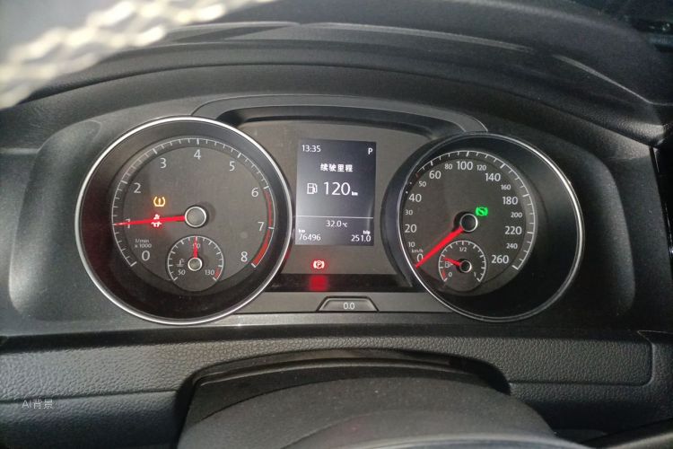 Volkswagen Golf 2017 car image #13