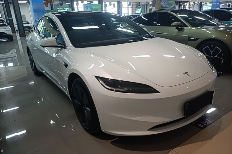 Tesla Model 3 2024 #6 Tesla Model 3 2024 car image #6