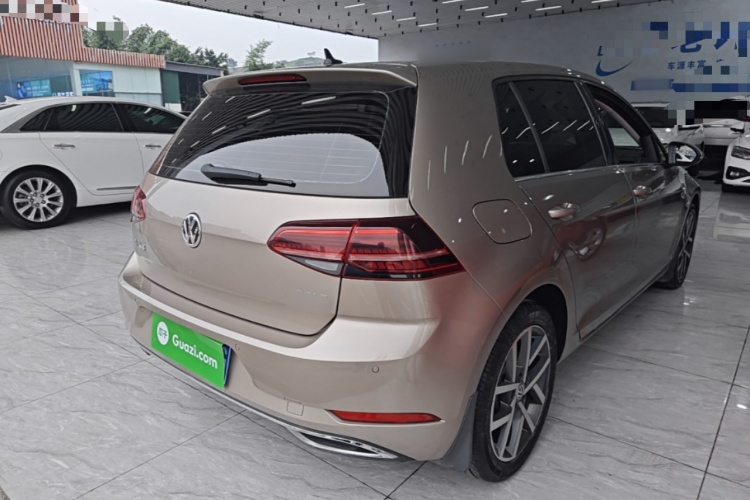 Volkswagen Golf 2019 #7 Volkswagen Golf 2019 صورة سيارة #7