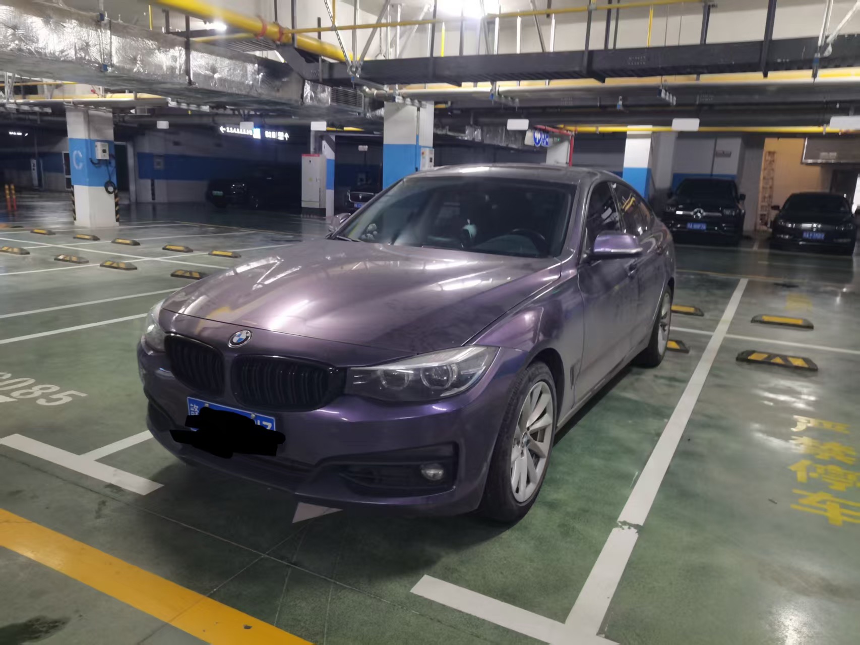 BMW 3 Series GT 2019 BMW 3 Series GT 2019 car image
