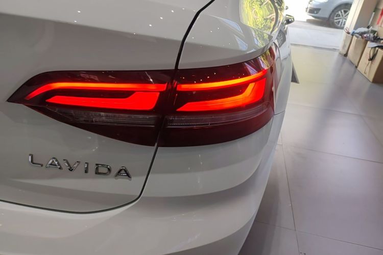 Volkswagen Lavida 2023 car image #8