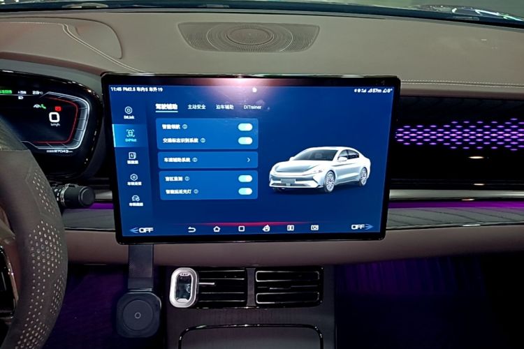 BYD Han 2021 car image #13