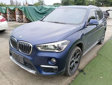 BMW X1 2017 BMW X1 2017 صورة سيارة