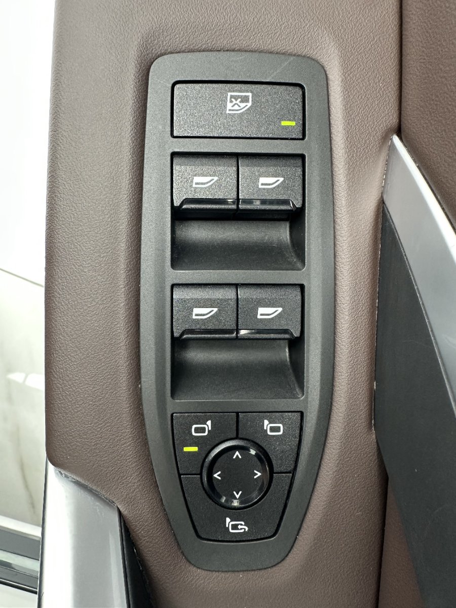 BMW X1 2023 car image #11