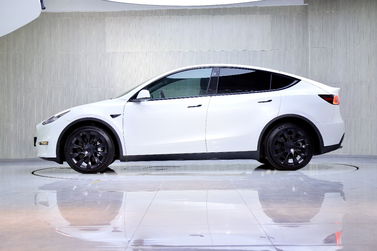 Tesla Model Y 2021 #2 Tesla Model Y 2021 изображение автомобиля #2