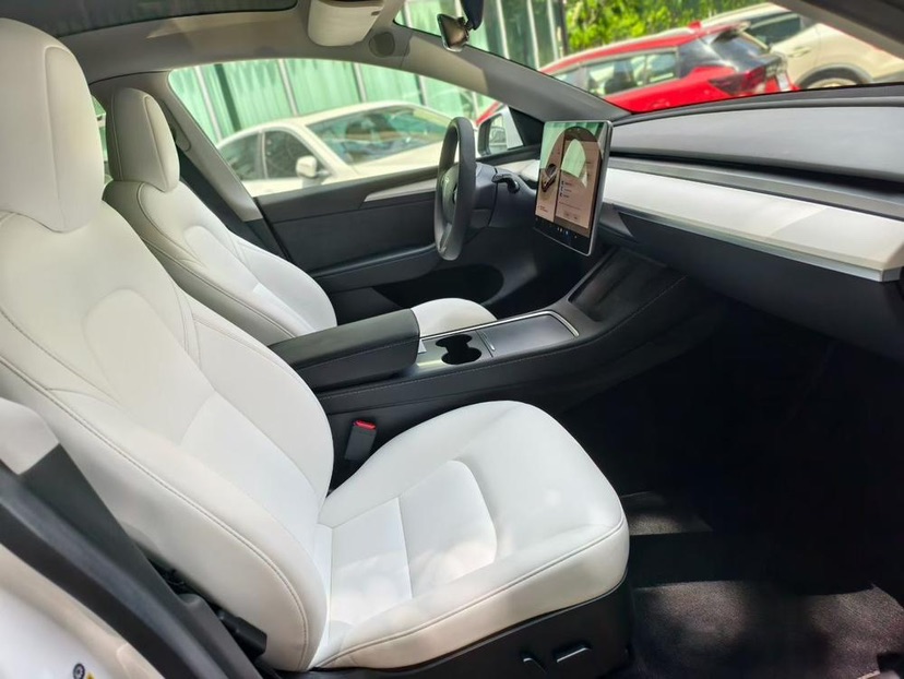 Tesla Model Y 2021 #6 Tesla Model Y 2021 car image #6