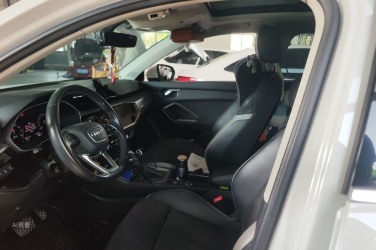 Audi Q3 2019 #17 Audi Q3 2019 car image #17