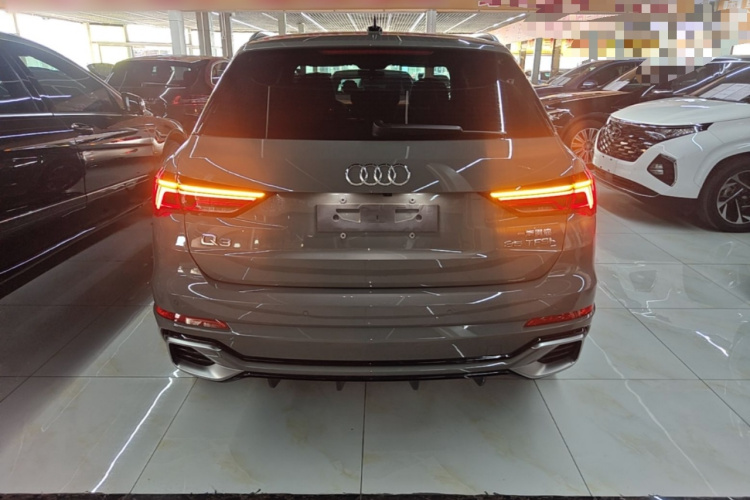 Audi Q3 2024 #4 Audi Q3 2024 car image #4