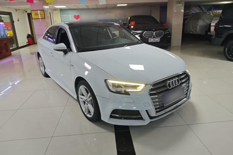 Audi A3 2020 car image #4