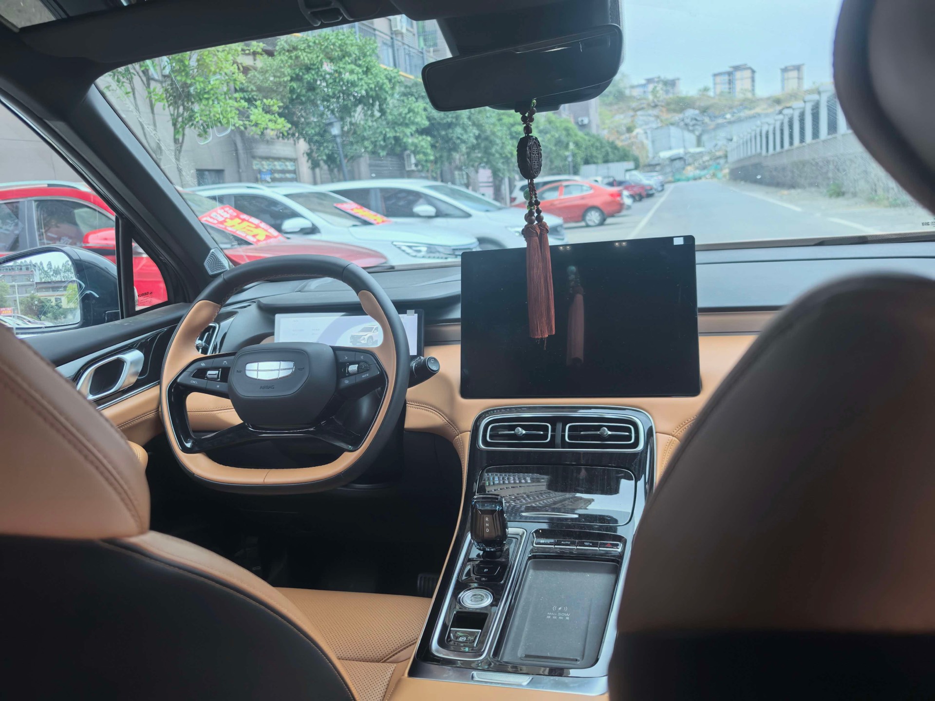 GEELY Boyue L 2025 #2 GEELY Boyue L 2025 imagen de coche #2