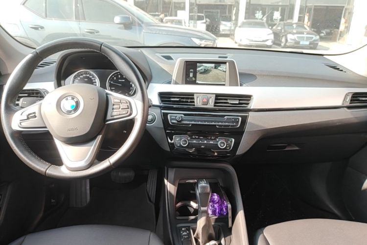 BMW X1 2019 #14 BMW X1 2019 immagine di auto #14