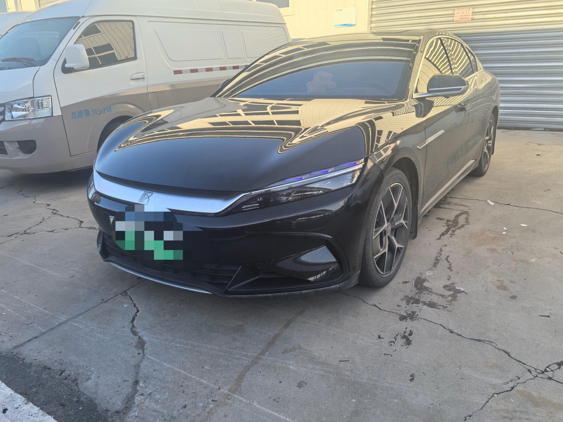 BYD Han 2024 car image 