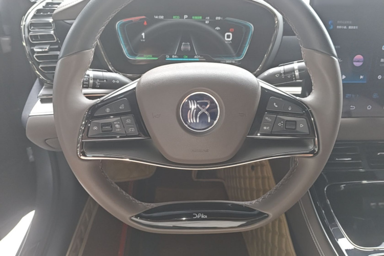 BYD Han 2022 #17 BYD Han 2022 car image #17
