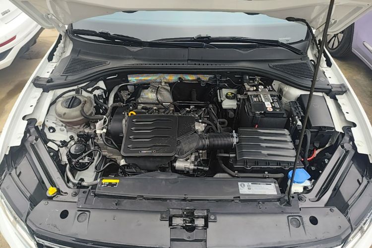 Volkswagen Bora 2020 car image #20