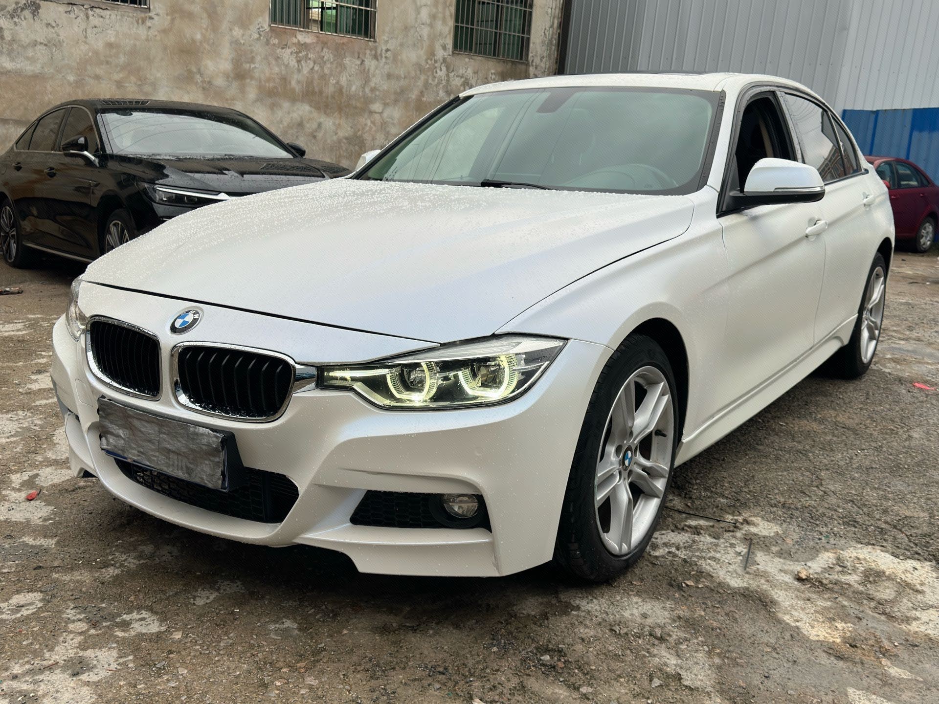 BMW 3 Series 2018 car image 