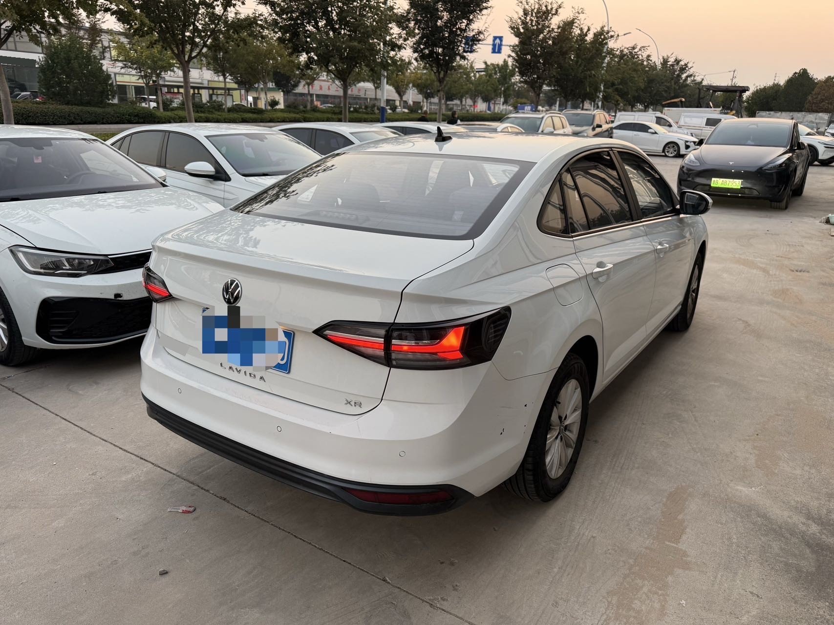 Volkswagen Lavida 2024 immagine di auto #9