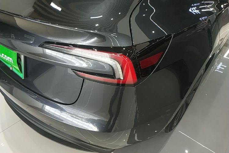 Tesla Model 3 2024 #8 Tesla Model 3 2024 car image #8