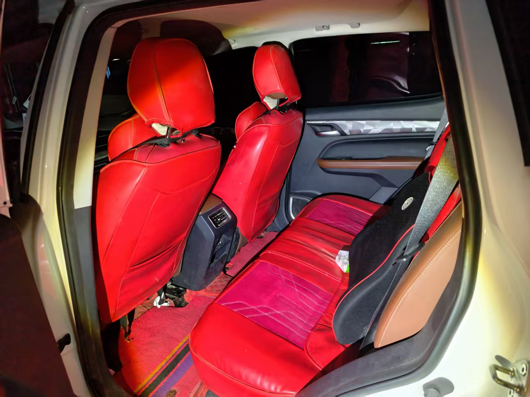 GEELY Vision X6 2021 car image #4