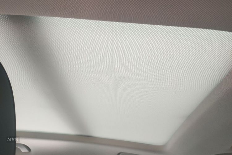Audi Q3 2016 car image #20