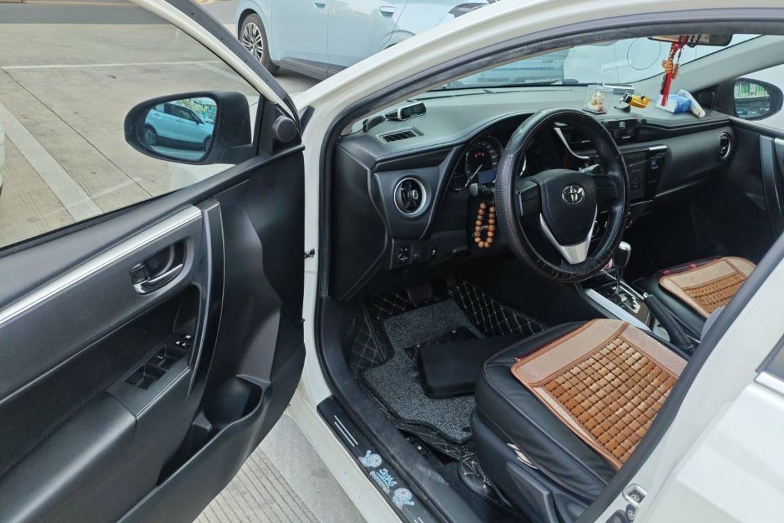 Toyota Corolla 2018 imagem de carro #23