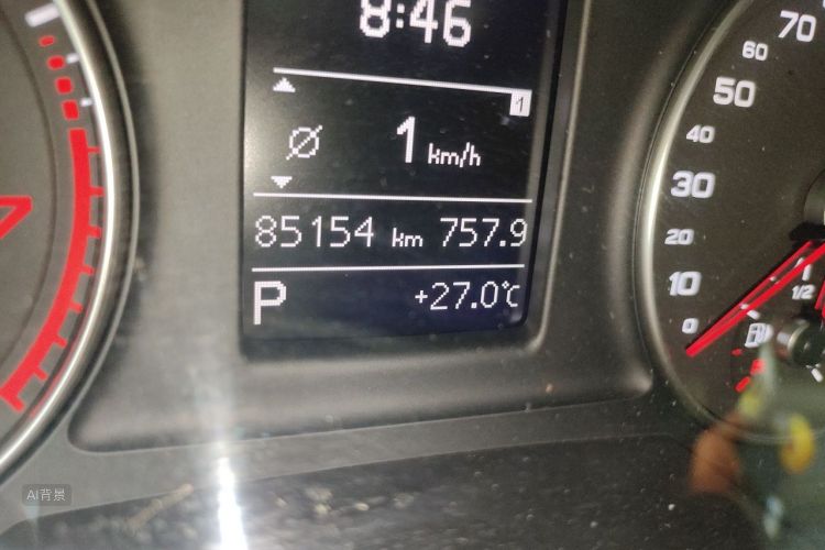 Audi Q3 2016 immagine di auto #14